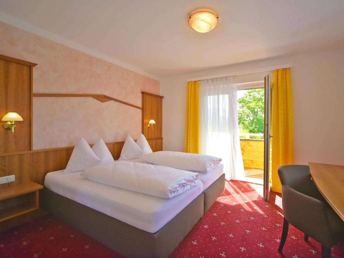 Hotel Berghof Мілльштатт Екстер'єр фото